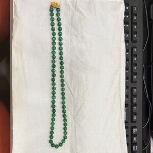 20” vintage Green jade Beaded Necklace